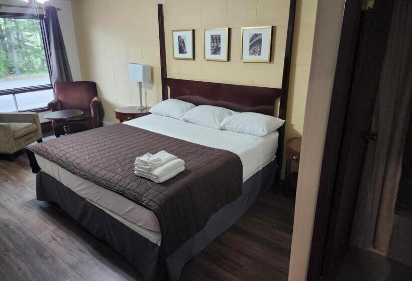 غرفة قياسية سرير كينج, Auberge Pique Nique