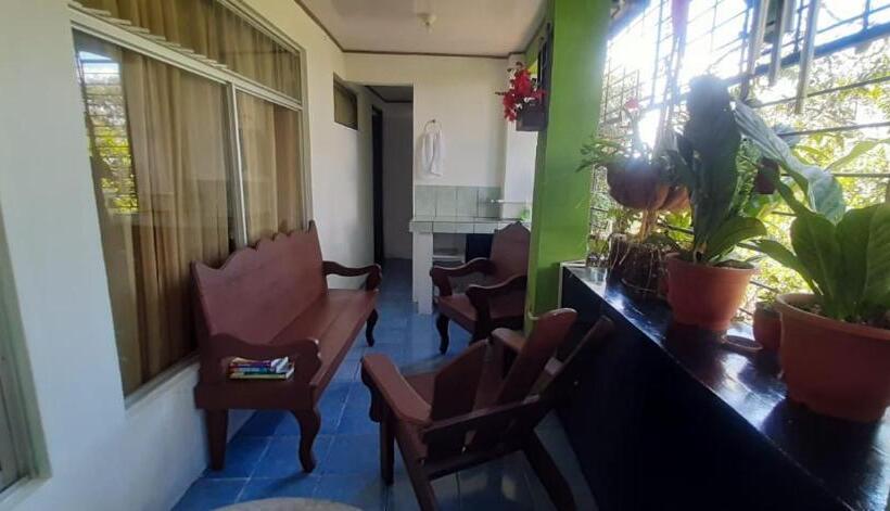 غرفة قياسية ثلاثية, Duerme Tranquilo