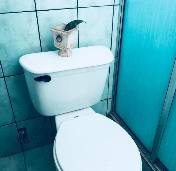 غرفة قياسية ثلاثية, Duerme Tranquilo