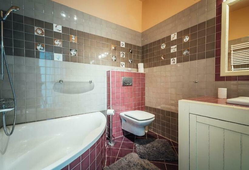 آپارتمان 1 خوابه, Guest House Ejga