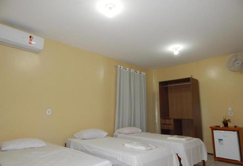 غرفة كلاسيكية ثلاثية, Miraserra