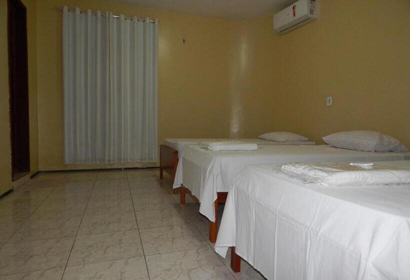 غرفة كلاسيكية ثلاثية, Miraserra