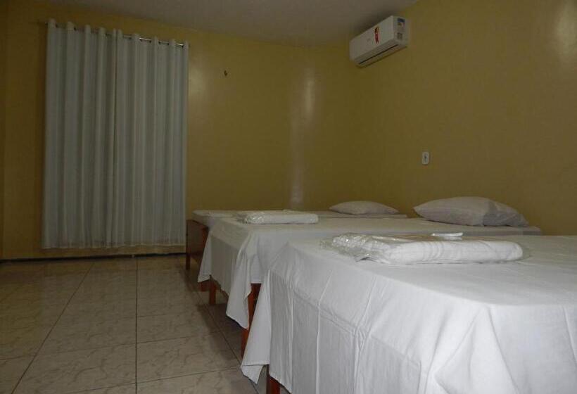 غرفة كلاسيكية ثلاثية, Miraserra