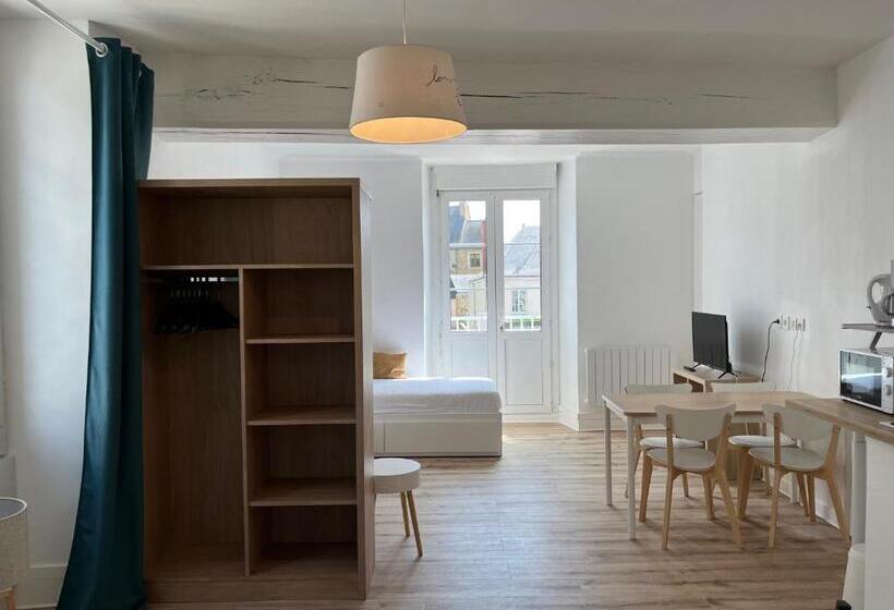 패밀리 스튜디오, Appart'hôtel La Suze Sur Sarthe