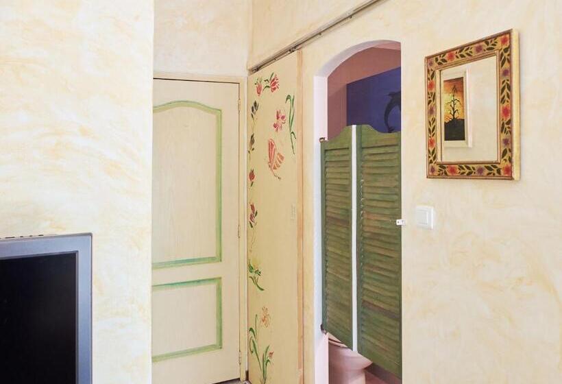 Номер Стандарт Вид на Сад, Les Bergeries