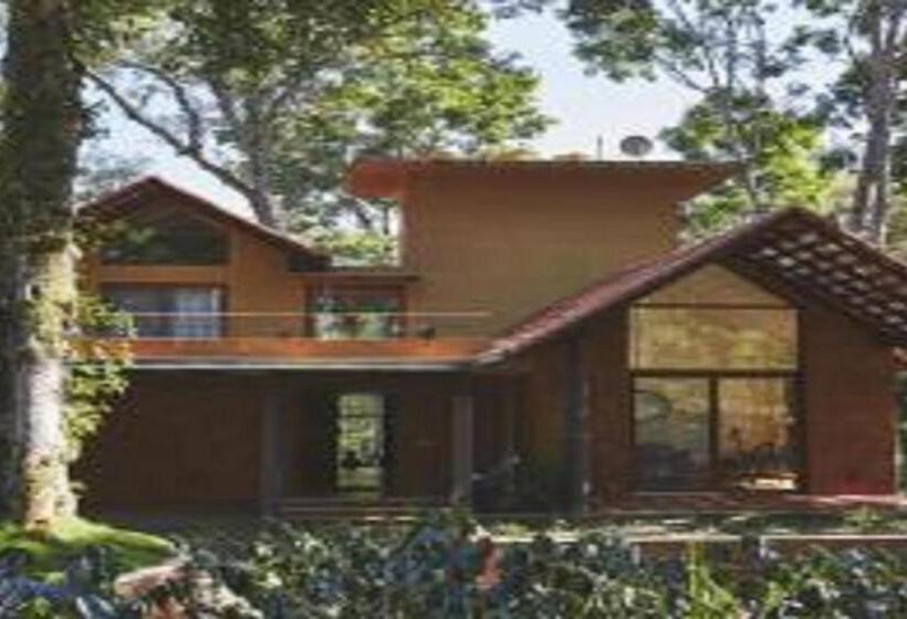 带3个卧室的别墅, The Birchwood Retreat, Madikeri