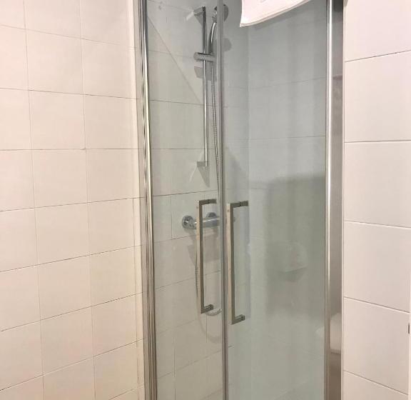 スタンダードルーム, Albergue O Burgo