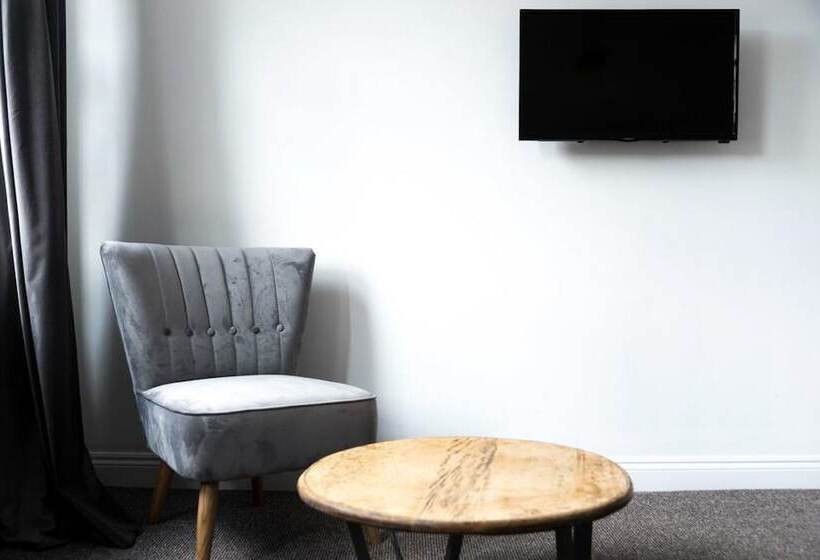 キングサイズベッドのデラックスルーム, The Black Fox