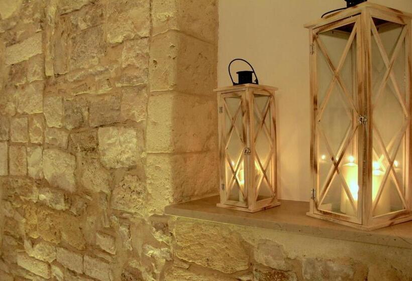 اتاق سوپریور سه تخته, Deshome Guest House