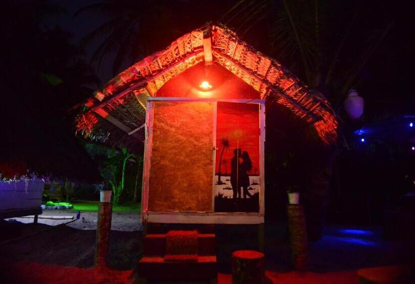 Quarto Economy, Rosa Shashi Cabanas