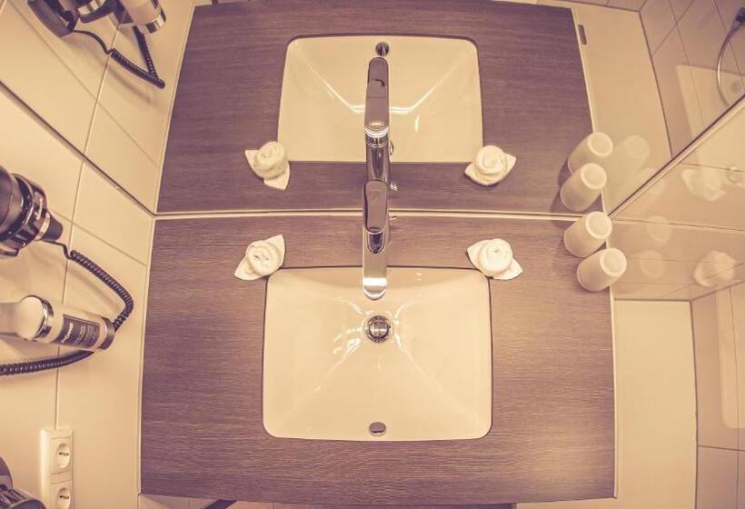 스탠다드 룸, Das Hurner