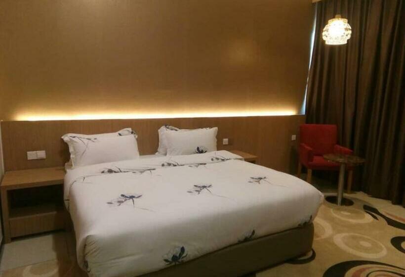 Quarto Deluxe Cama King, Holmes Gp