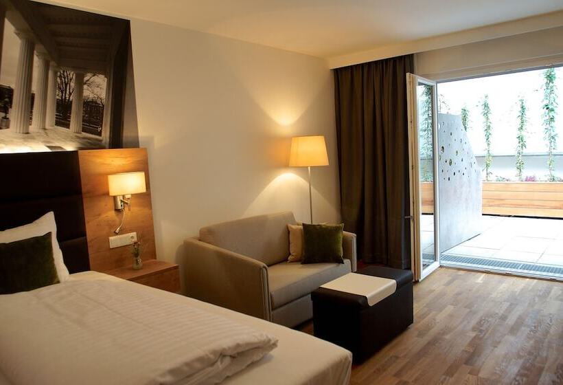 اتاق لوکس یک تخته, Parks 73 The Townhouse