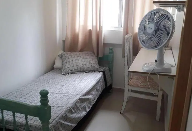 اتاق استاندارد یک نفره, Alpha Hospedaria & Hostel