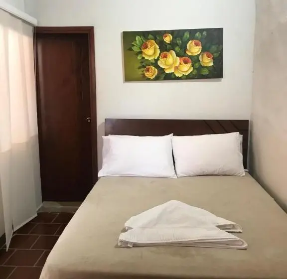 デラックスルーム, Hostal Rous San Gil