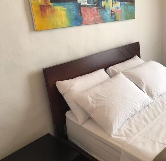 חדר דלוקס, Hostal Rous San Gil