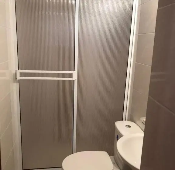 デラックスルーム, Hostal Rous San Gil