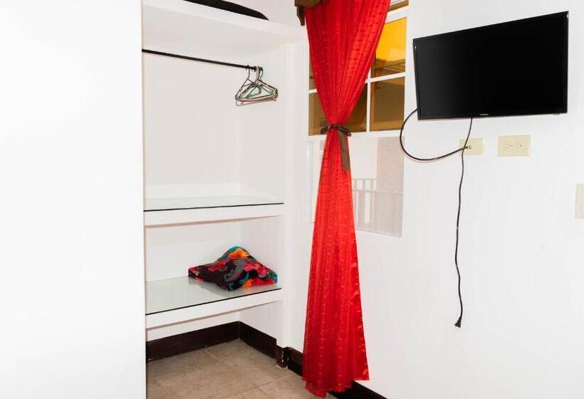 اتاق استاندارد, Hostal San José