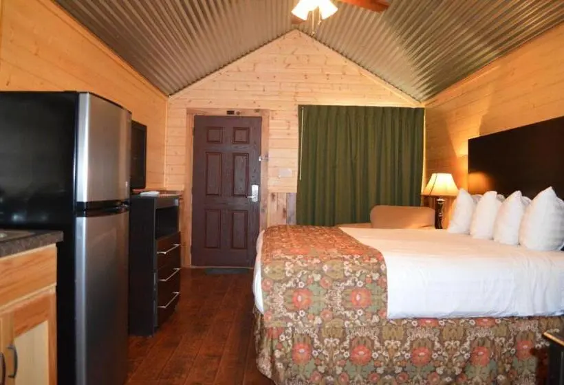キングサイズベッドのスタンダードルーム, Lone Star Lodge
