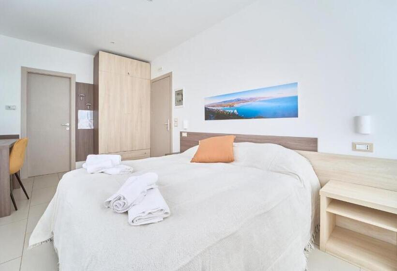 اتاق استاندارد, Firmafede Guest House