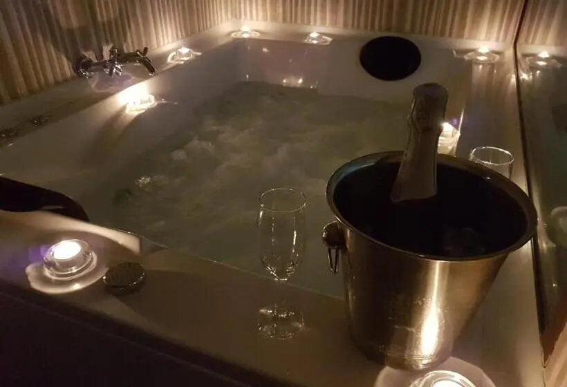 Standard-huone Poreallas, Junior Suites Con Jacuzzi