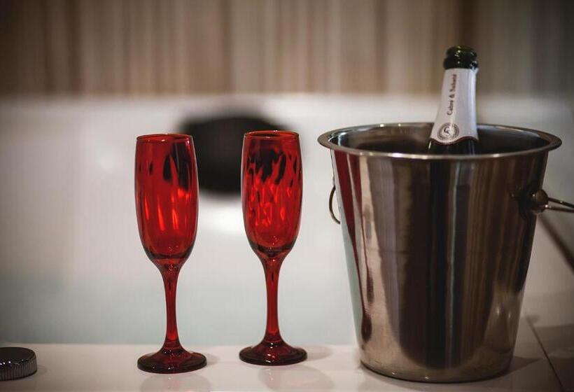 חדר סטנדרט עם ג'קוזי, Junior Suites Con Jacuzzi