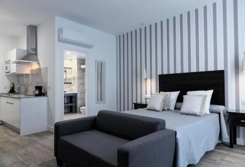 Estudi Superior, Apartamentos Mpd