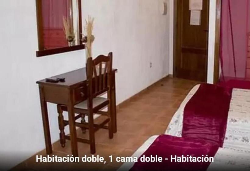 اتاق استاندارد با بالکن, Hostal Calderon Cuenca