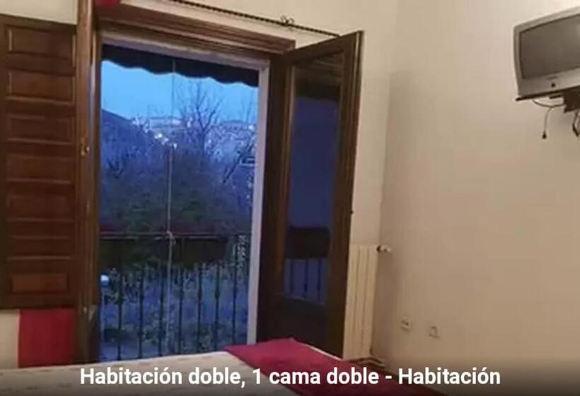 اتاق استاندارد با بالکن, Hostal Calderon Cuenca
