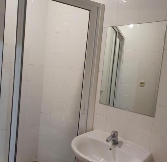 バス共有のスタンダードルーム, A Concha