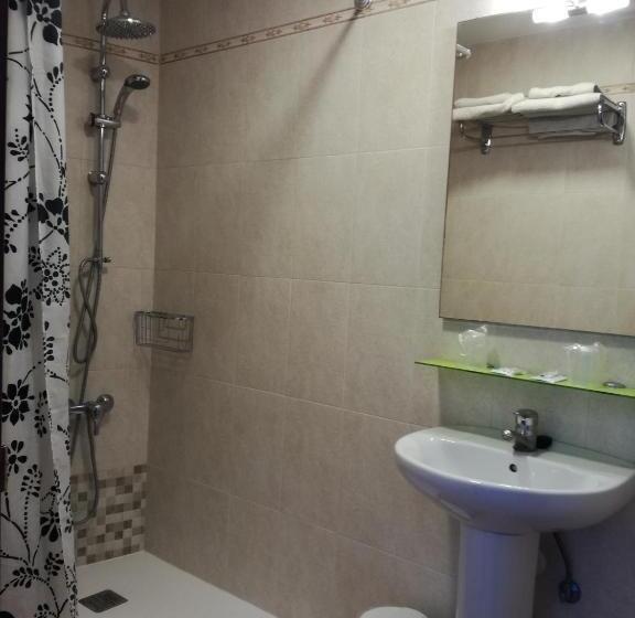 Номер Стандарт, Hostal Castilla