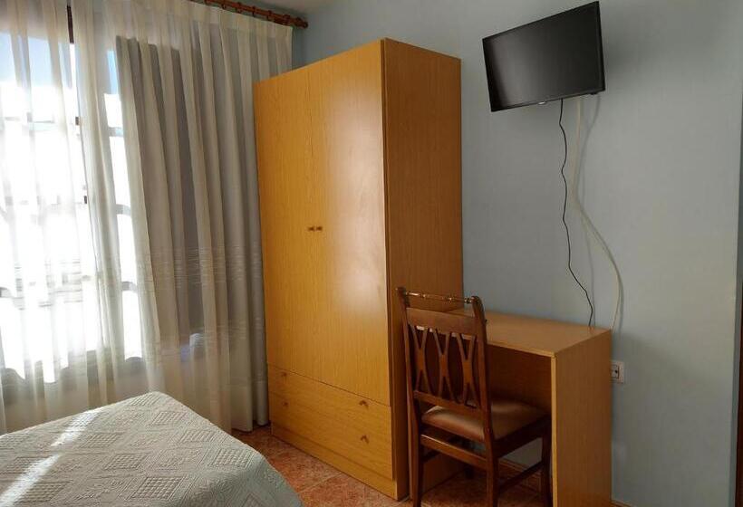 Номер Стандарт, Hostal Castilla