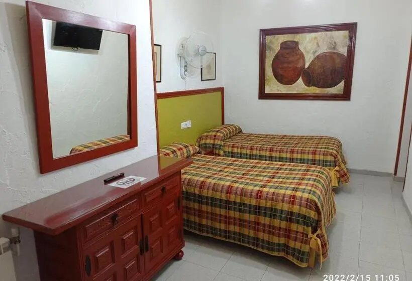 スタンダードインサイドビュールーム, Hostal Manolo