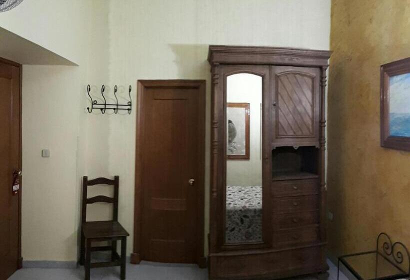 单人内部房间, Hostal Manolo