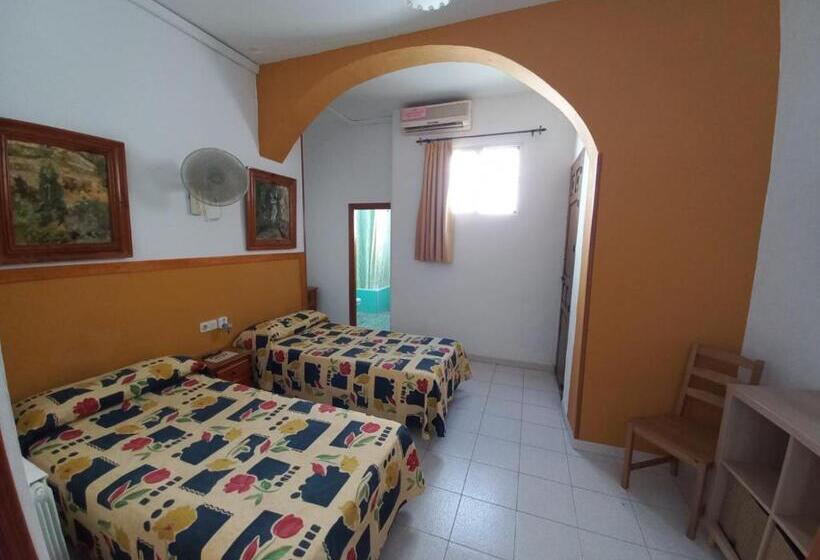 标准间, Hostal Manolo