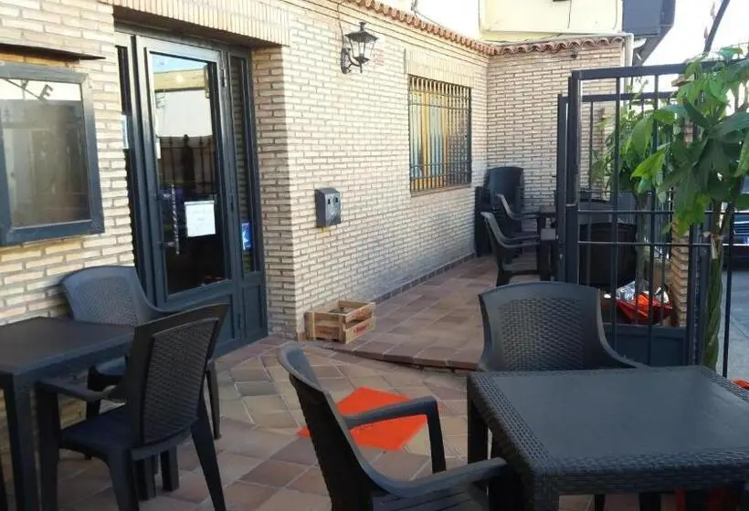 スタンダードシングルルーム, Hostal Seseña