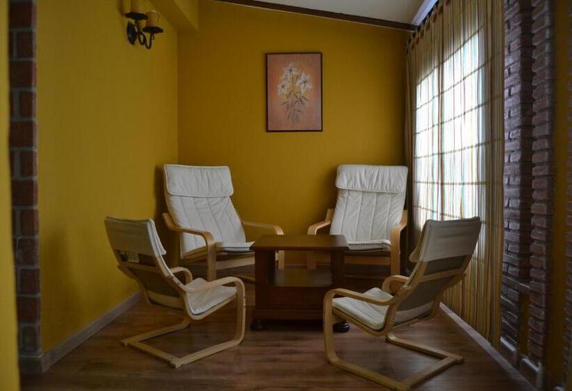 غرفة كومفورت ثلاثية, Rural El Maño