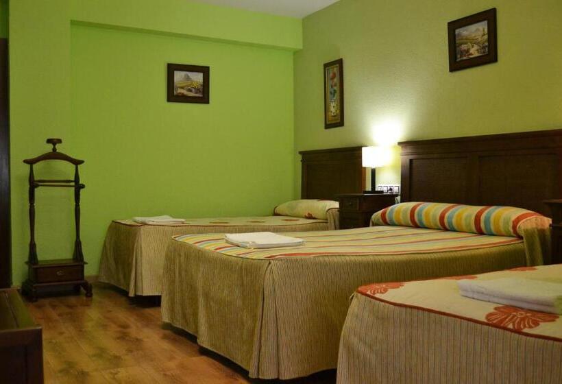 غرفة كومفورت ثلاثية, Rural El Maño