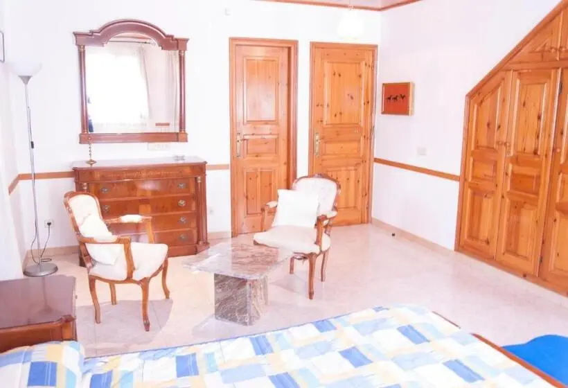 Standard Room, Ostau Dera Nheu