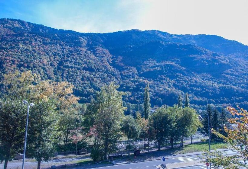 חדר סטנדרט לארבעה, Ostau Dera Nheu