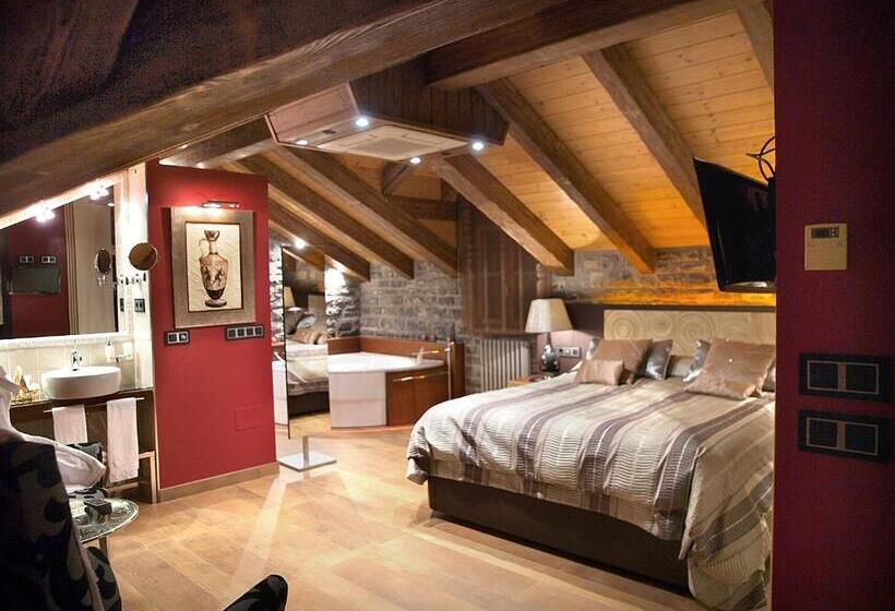 سوییت, Aparta Hotel Puertolas