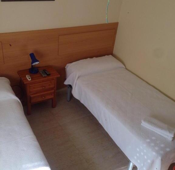 Номер Стандарт Индивидуальный Совместная Ванная, Hostal Jose Luis