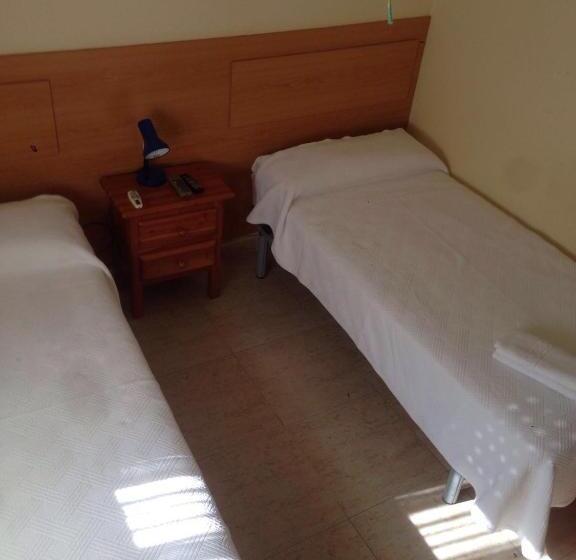 اتاق استاندارد یک تخته با سرویس بهداشتی مشترک, Hostal Jose Luis