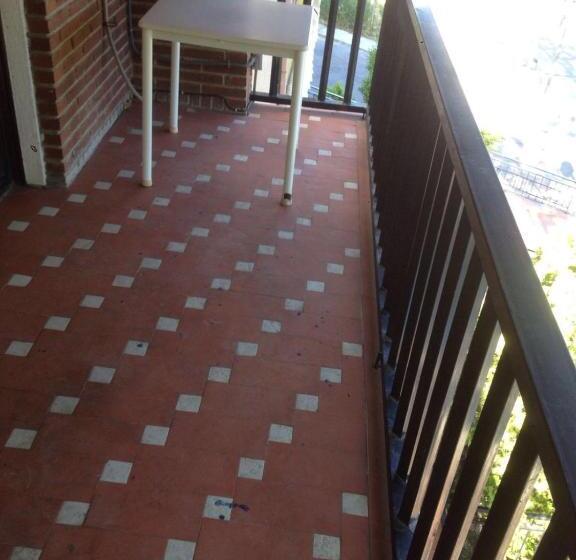 اتاق چهار تخته با دستشویی مشترک, Hostal Jose Luis