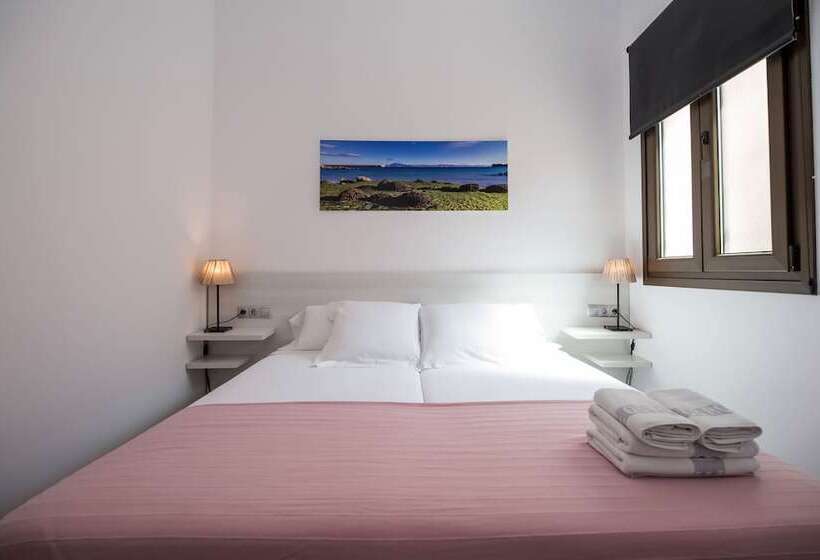 Standard-huone, The 8 Rooms House