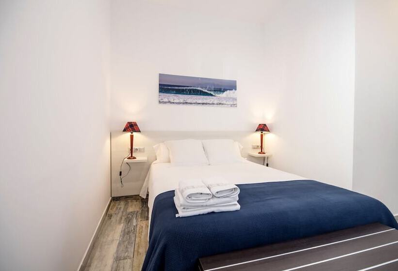 Standard-huone, The 8 Rooms House