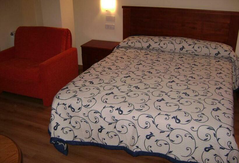 Номер Deluxe с Балконом, Hostal Santa Baia
