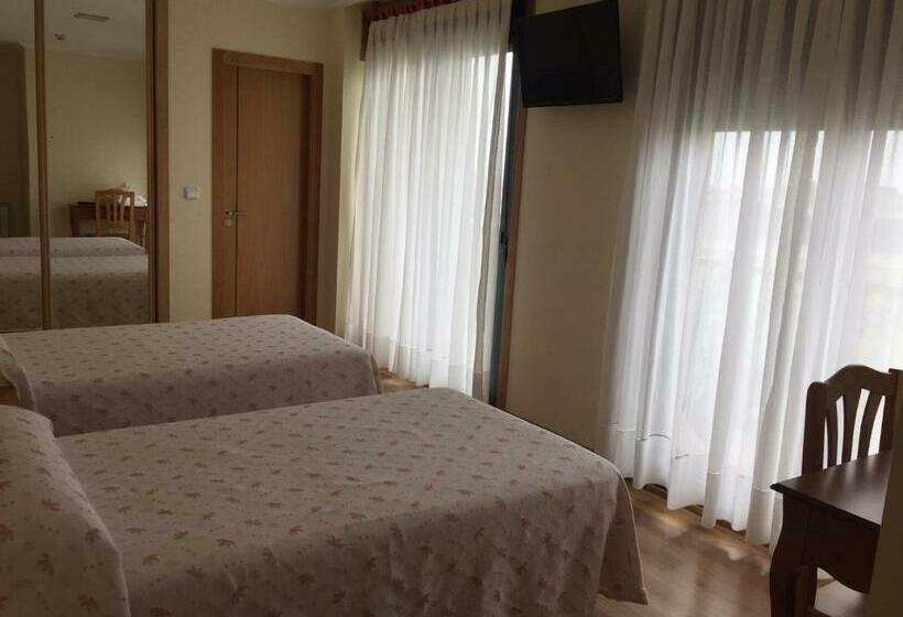 스탠다드 발코니 룸, Hostal Santa Baia