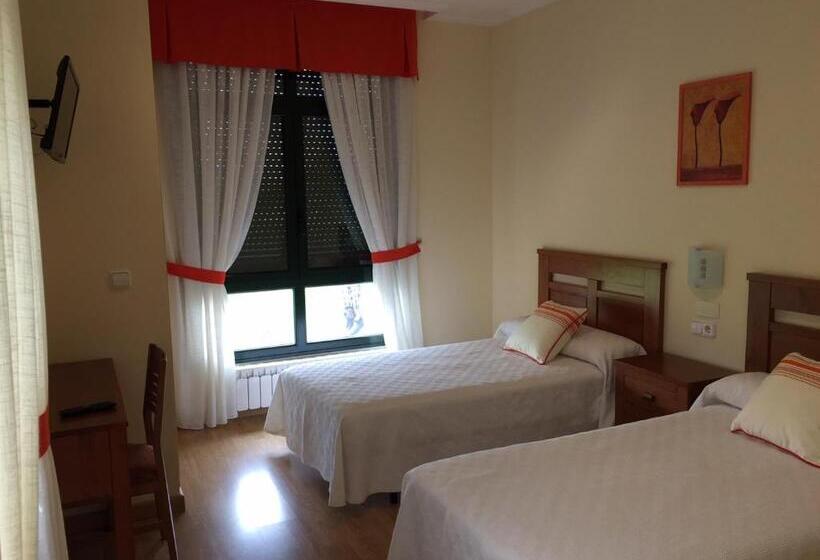 스위트, Hostal Santa Baia