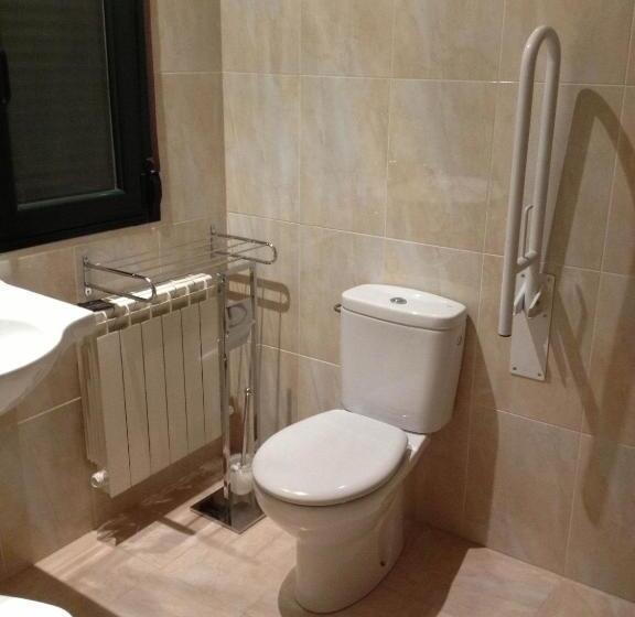 장애인을 위한 스탠다드 룸, Hostal Santa Baia